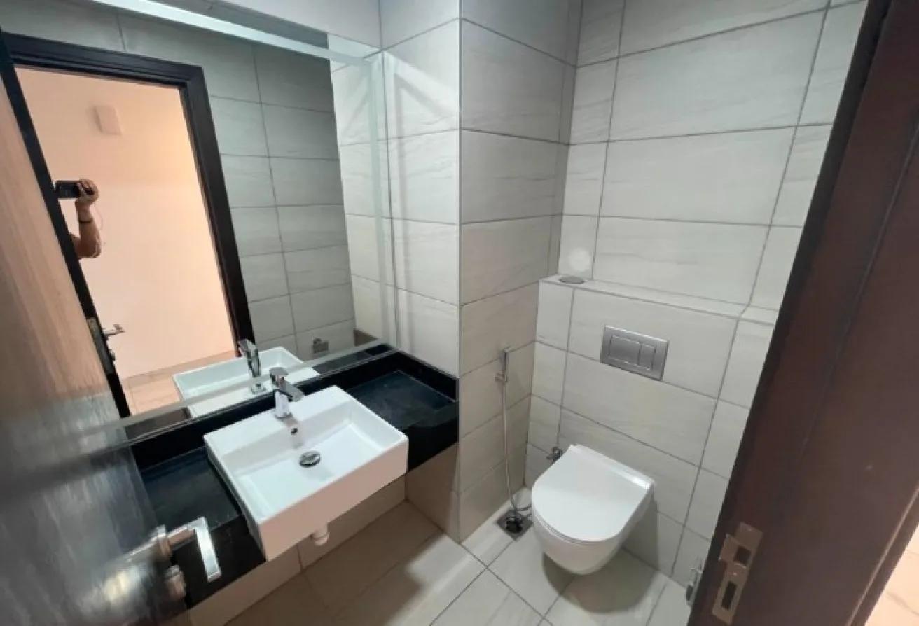 2-Bedroom Apartment for Rent in الوردة بيضاء, قرية جميرا الدائرية, Dubai — photo 12