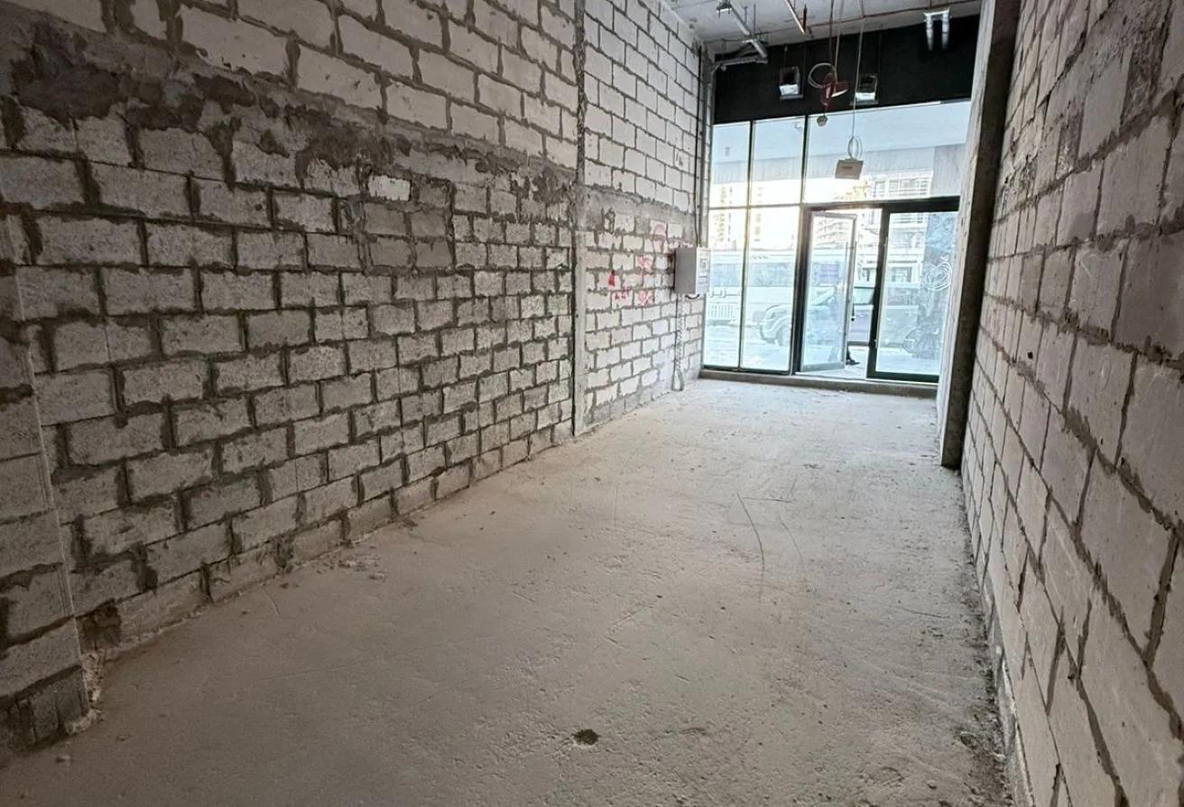 Retail Shop for Rent in Azizi Riviera 48, Meydan, Dubai — photo 1