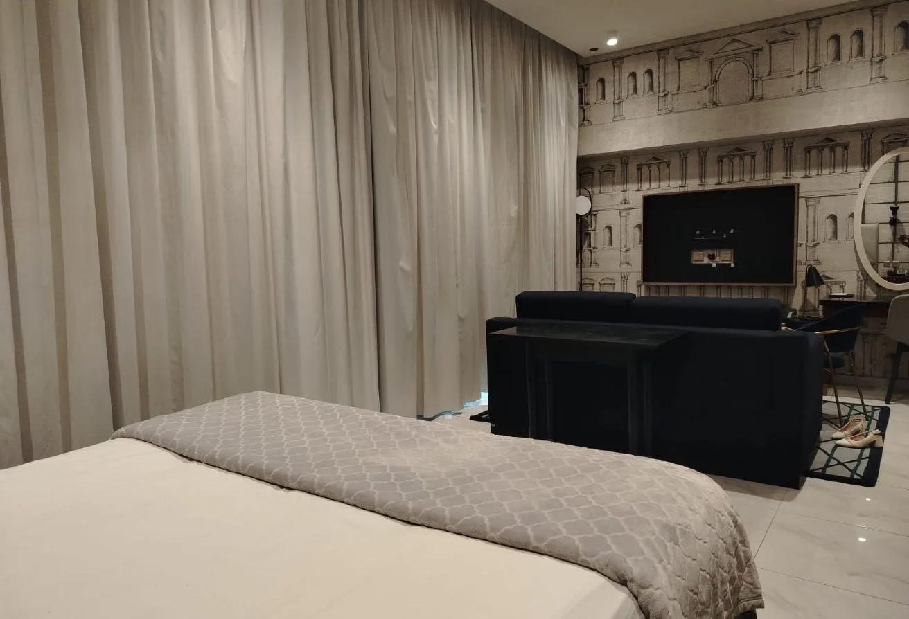 Studio Apartment for Sale in Millennium Atria, Business Bay, Dubai — photo 2