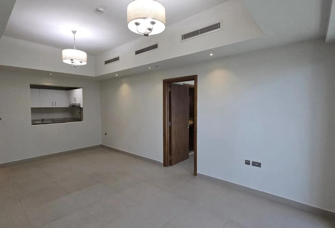3-Bedroom Apartment for Rent in Dune Residency, District 17, Dubai — photo 2