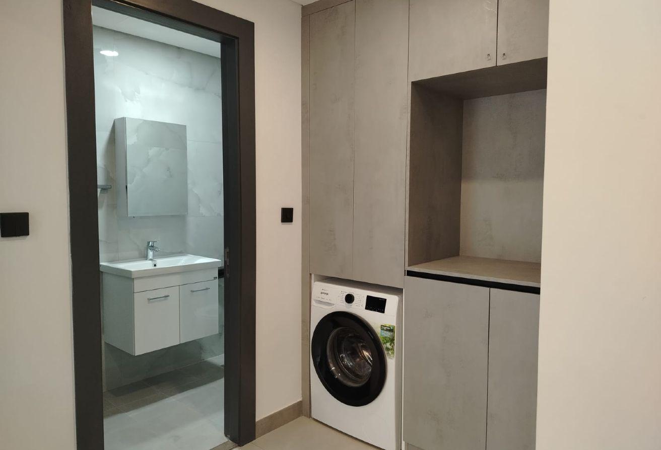 Contemporary 1 Bedroom Apartment for Rent — photo 3