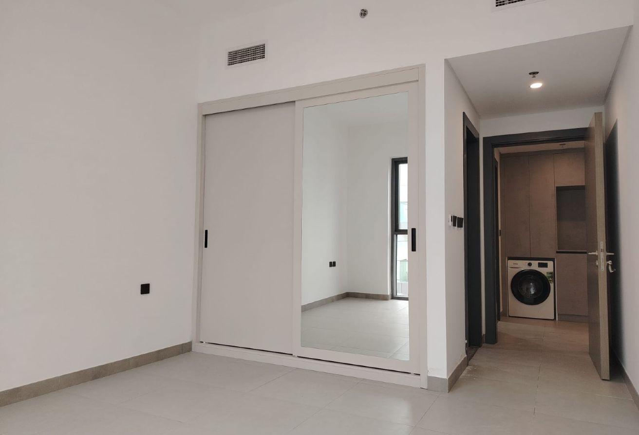 Contemporary 1 Bedroom Apartment for Rent