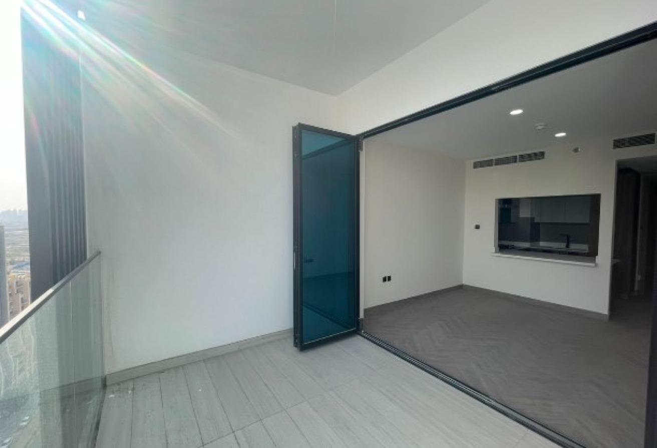 Studio Apartment for Rent in سكن الف نون, قرية جميرا الدائرية, Dubai — photo 3