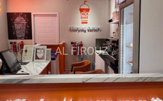 Perfect Visibility | Out-door seating | Ready Shop