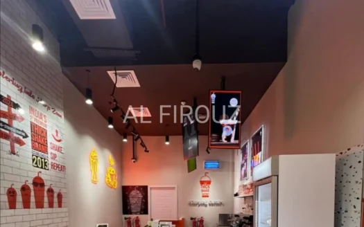 Perfect Visibility | Out-door seating | Ready Shop